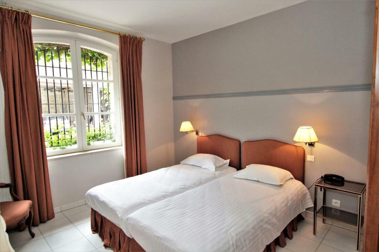 Hôtel Le Régent Villers-Cotterêts Buitenkant foto