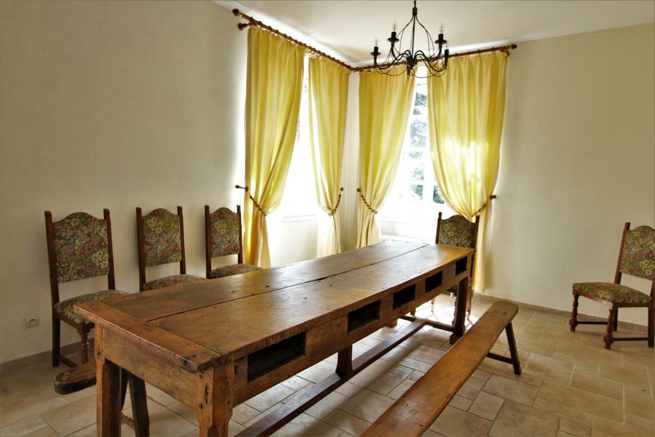 Hôtel Le Régent Villers-Cotterêts Buitenkant foto
