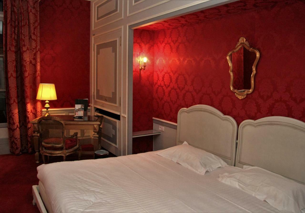 Hôtel Le Régent Villers-Cotterêts Buitenkant foto