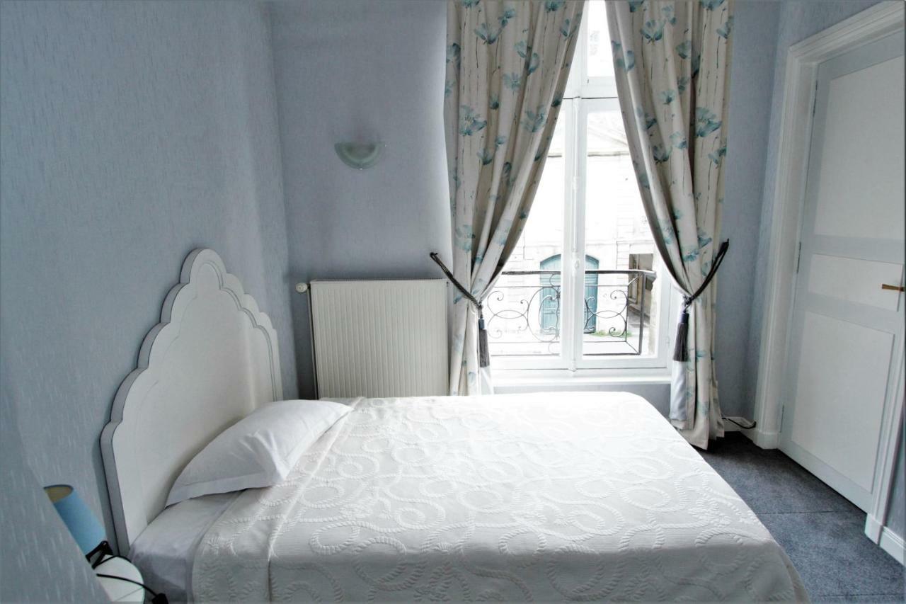 Hôtel Le Régent Villers-Cotterêts Buitenkant foto